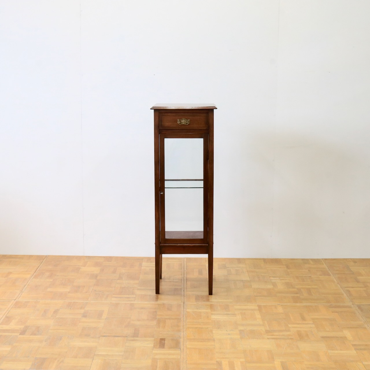 ショップキャビネット