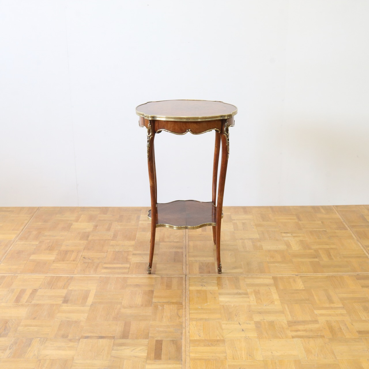 オケージョナルテーブル