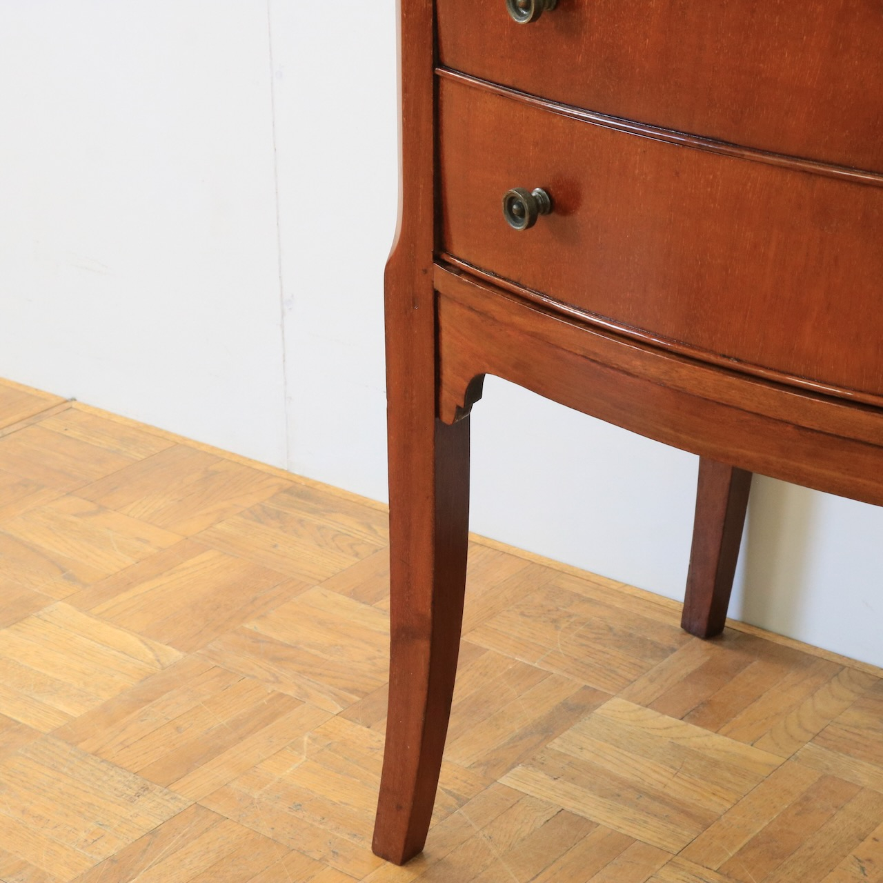 ミュージックキャビネット