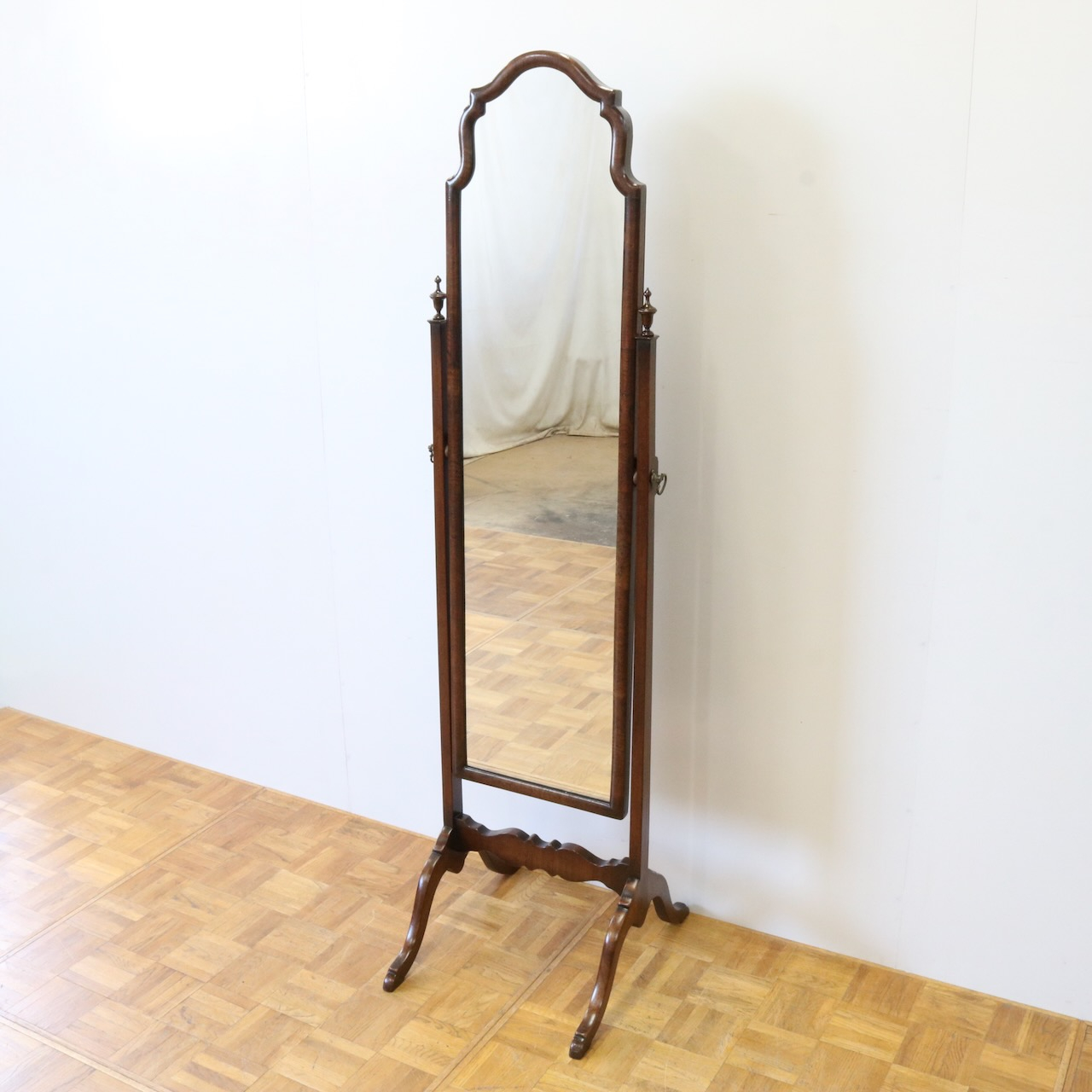 シュバルミラー