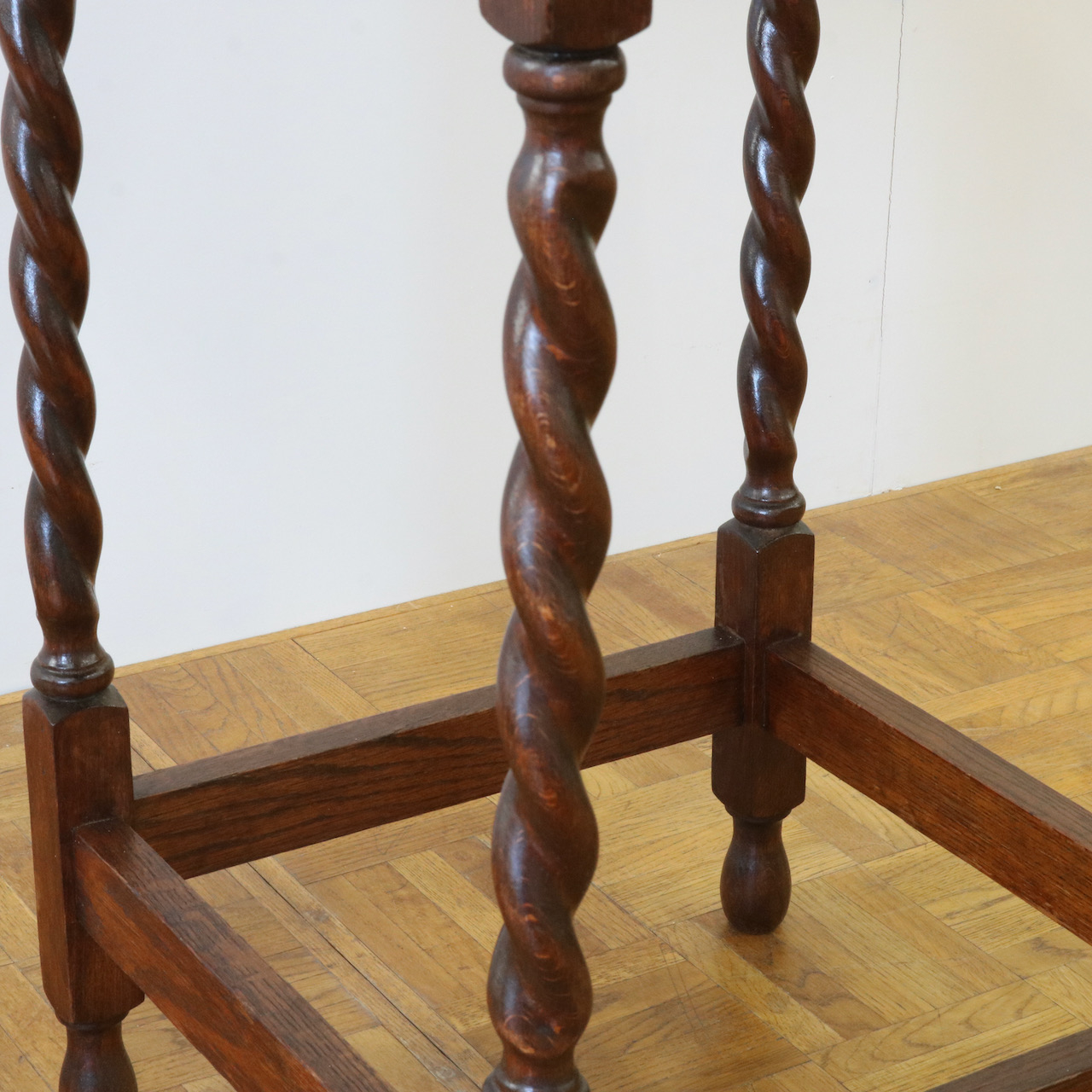 オケージョナルテーブル