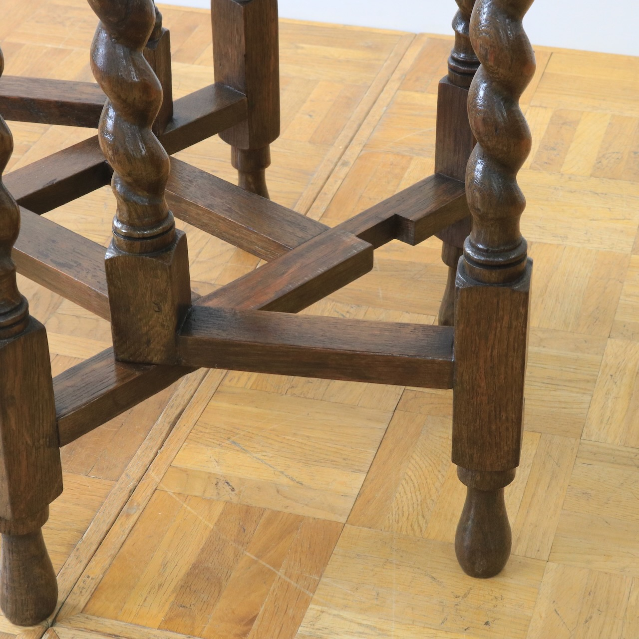 ゲートレッグテーブル