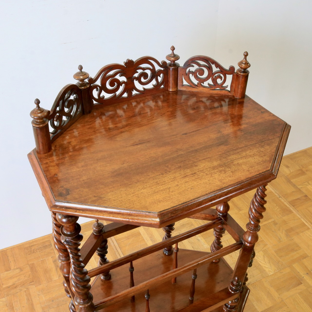 マガジンラック