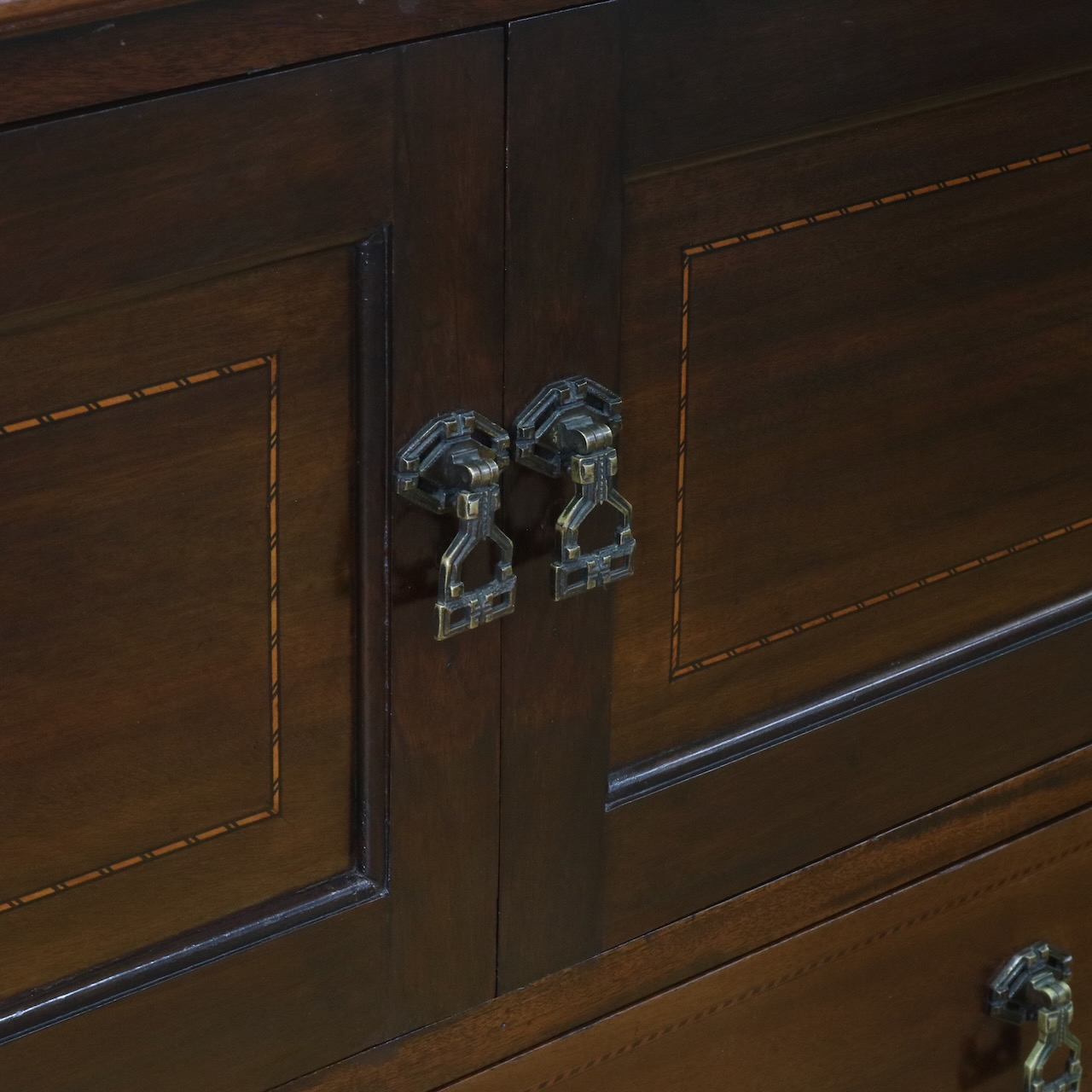 カップボードチェスト