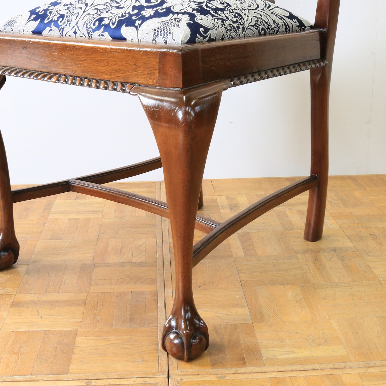 ダイニングチェアー