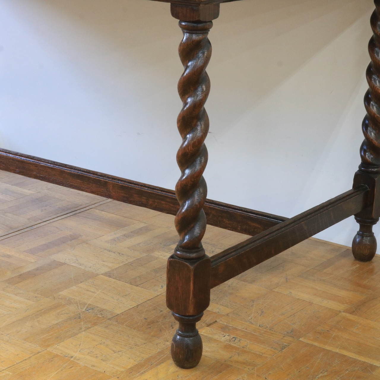 ライティングデスク