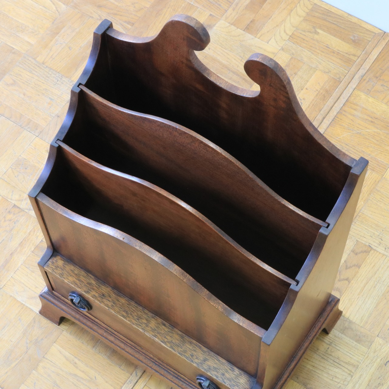 マガジンラック