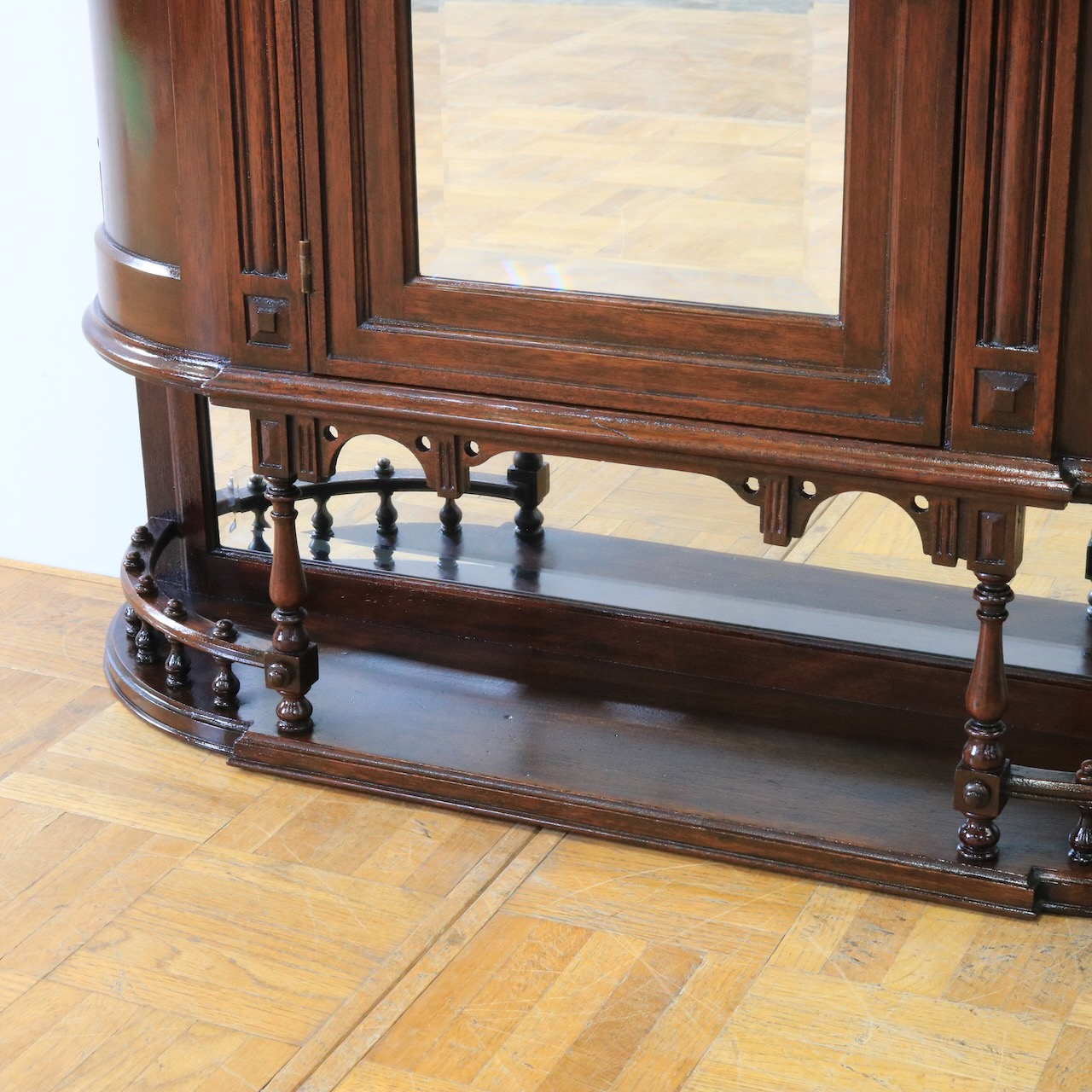 ウォールキャビネット