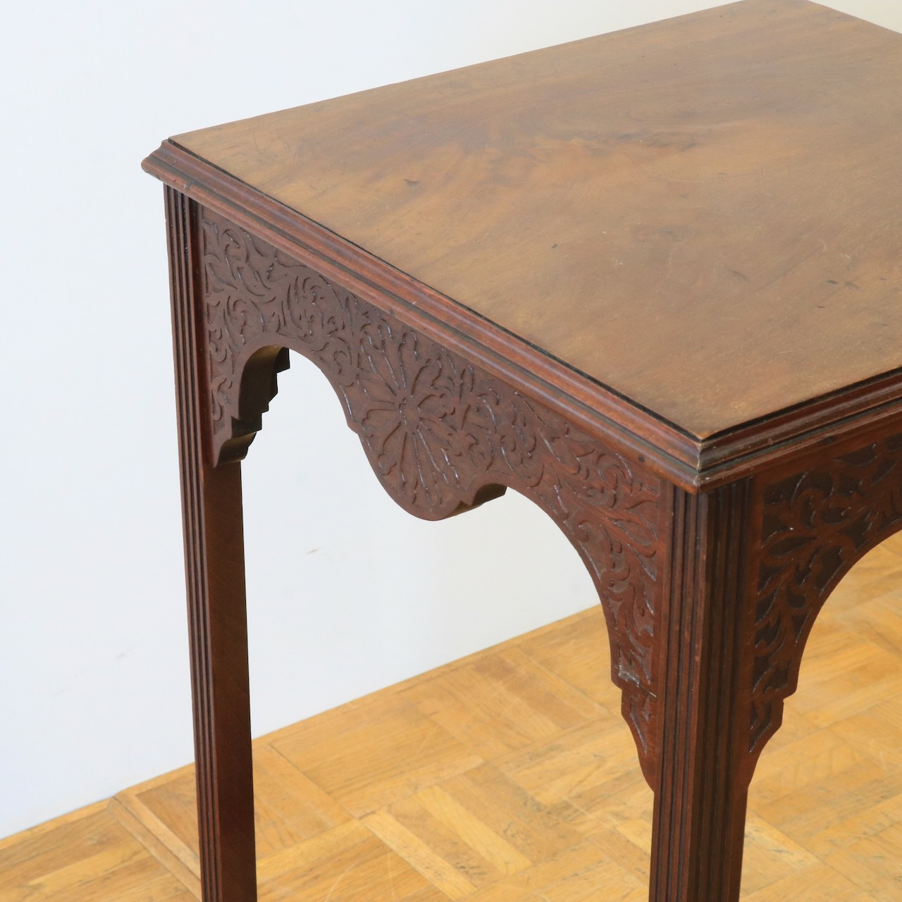 オケージョナルテーブル