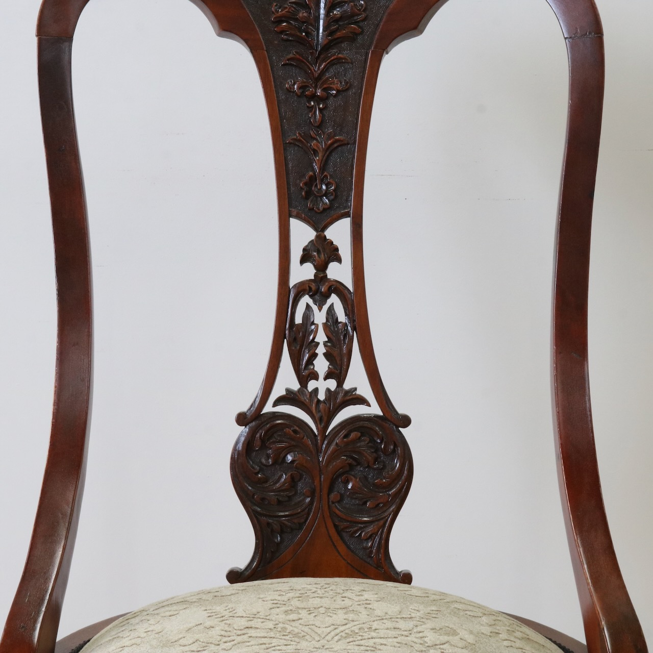 サイドチェアー