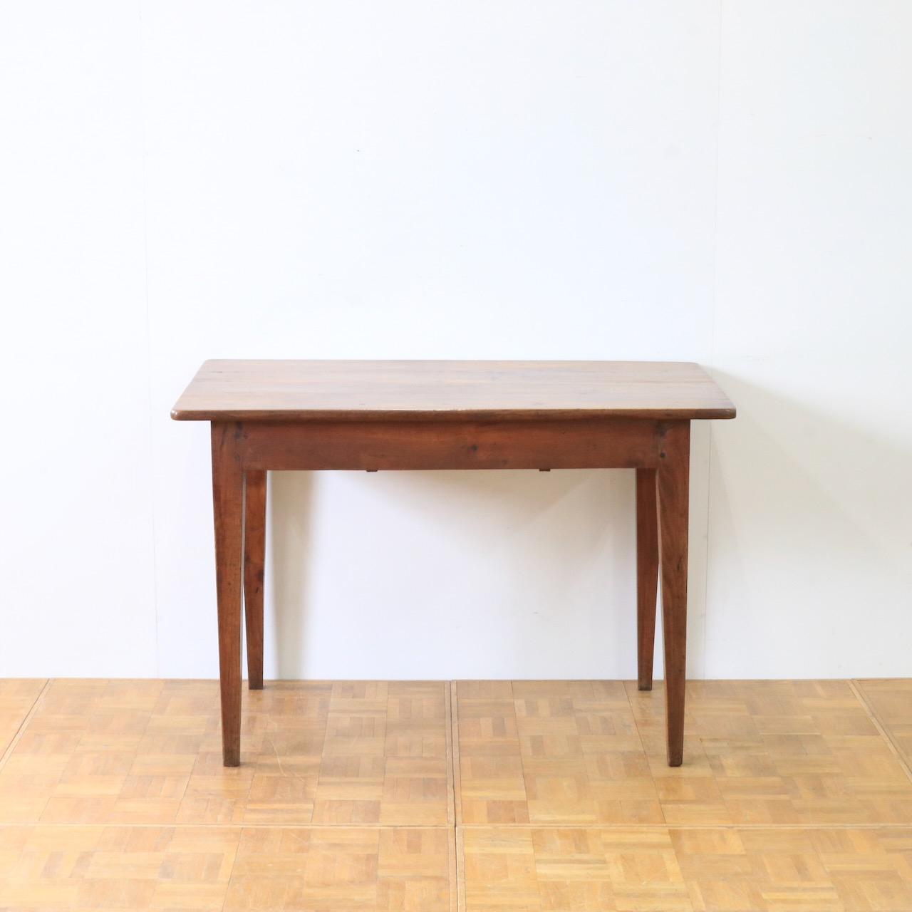 ダイニングテーブル