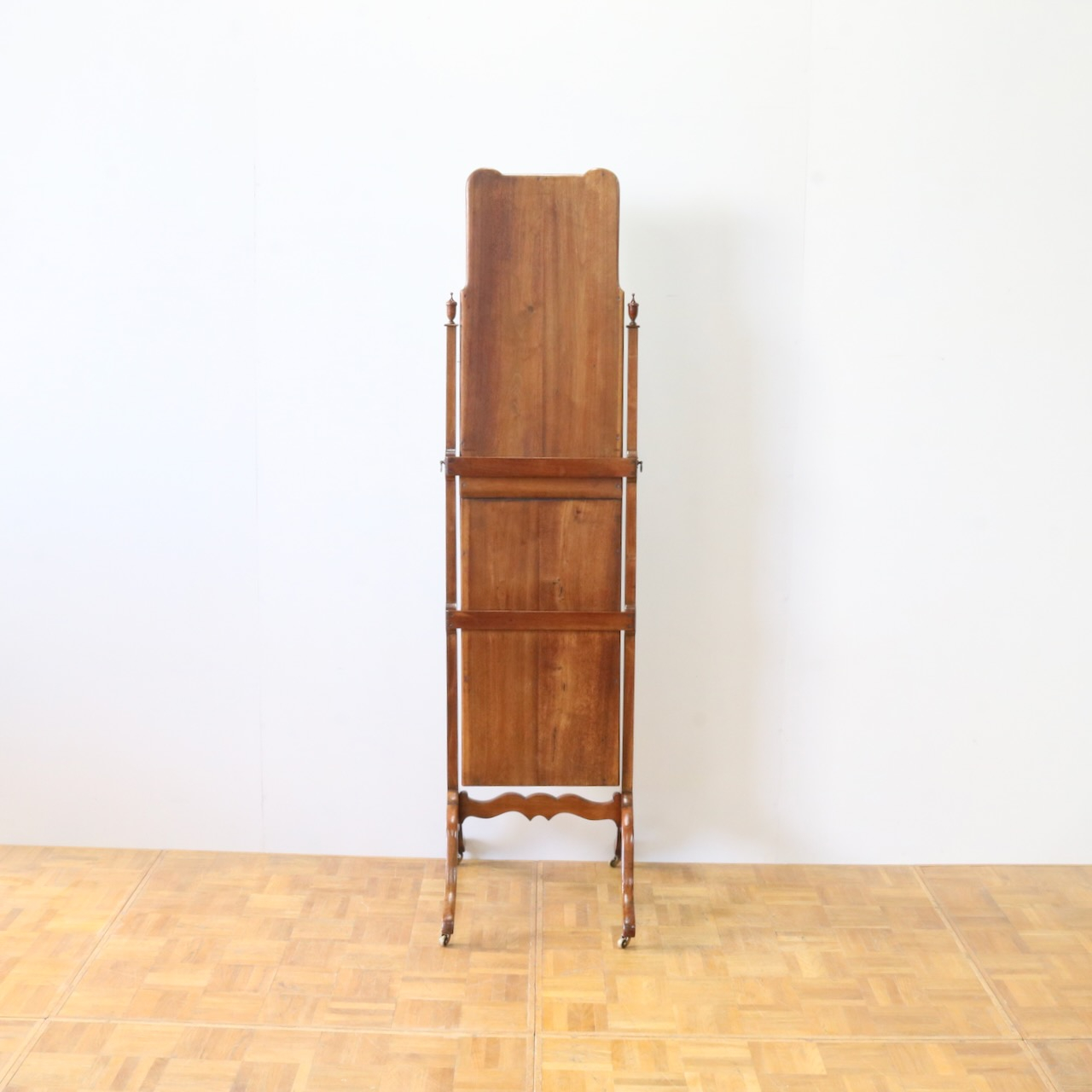 シュバルミラー