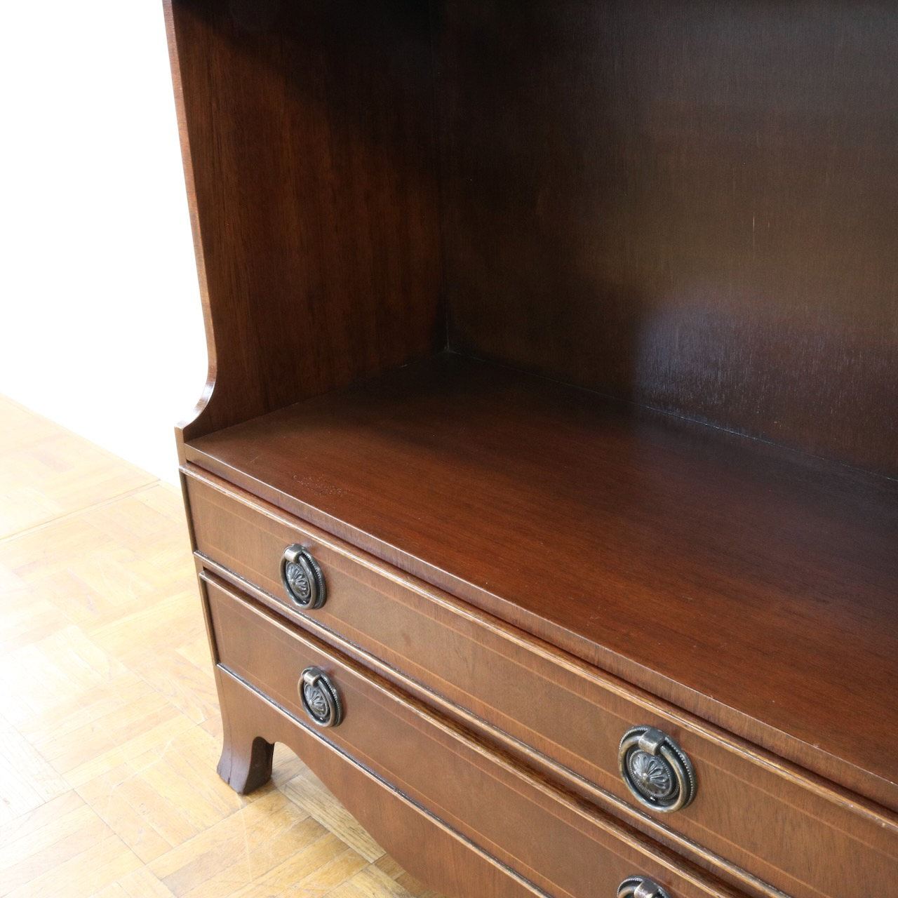 ブックシェルフ