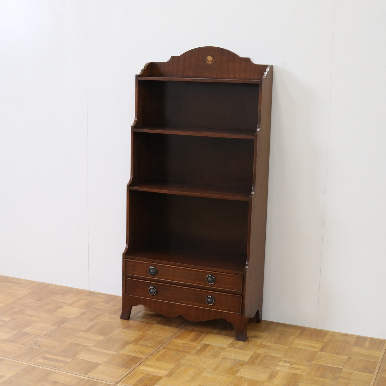 ブックシェルフ