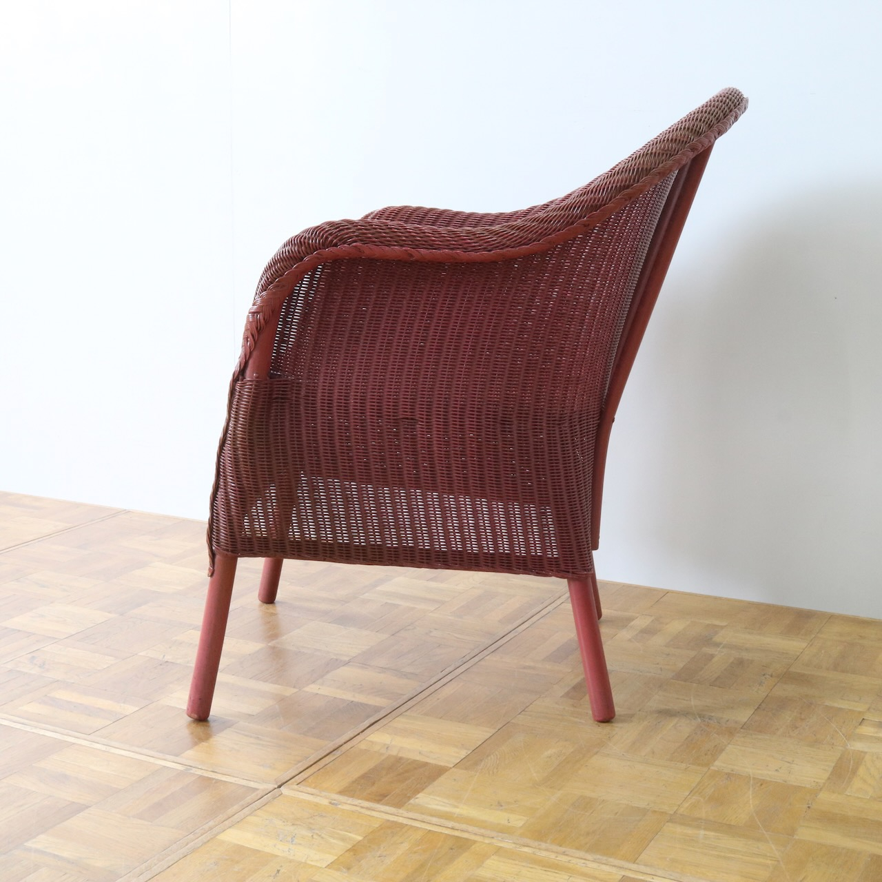 ロイドルームチェアー