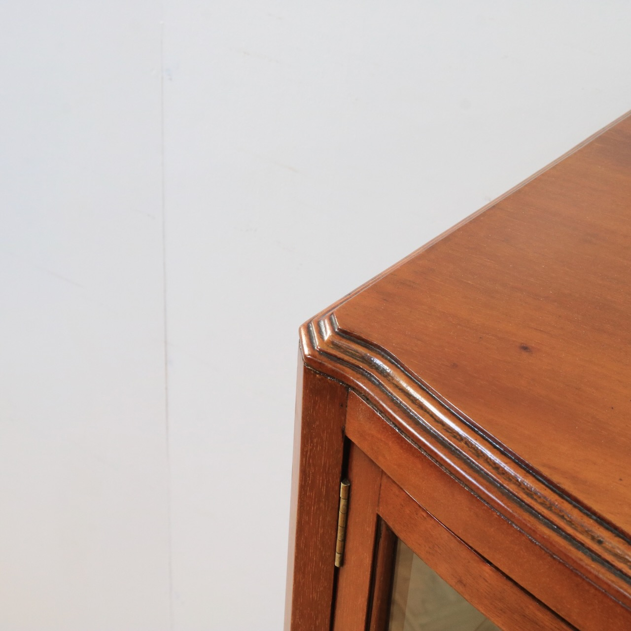 ミュージックキャビネット