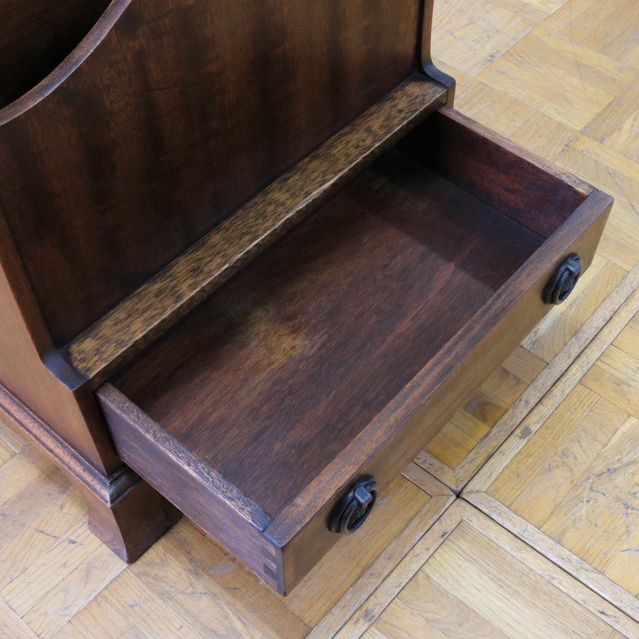 マガジンラック