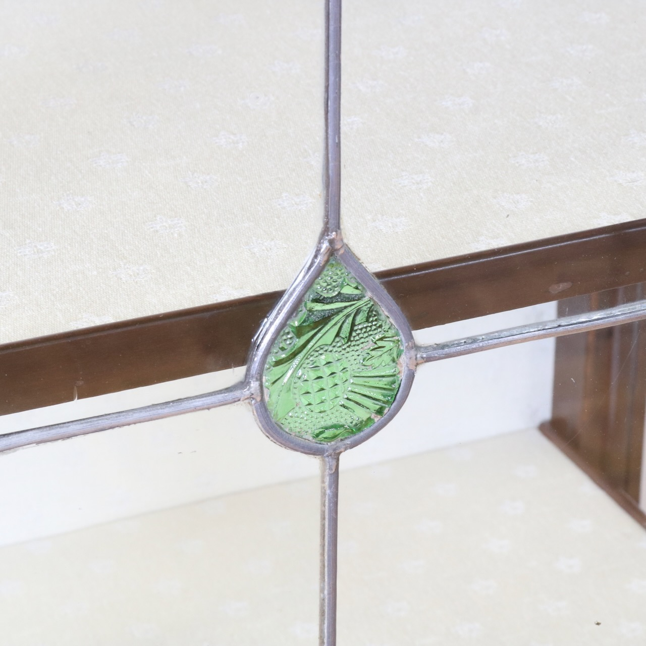 グラスキャビネット