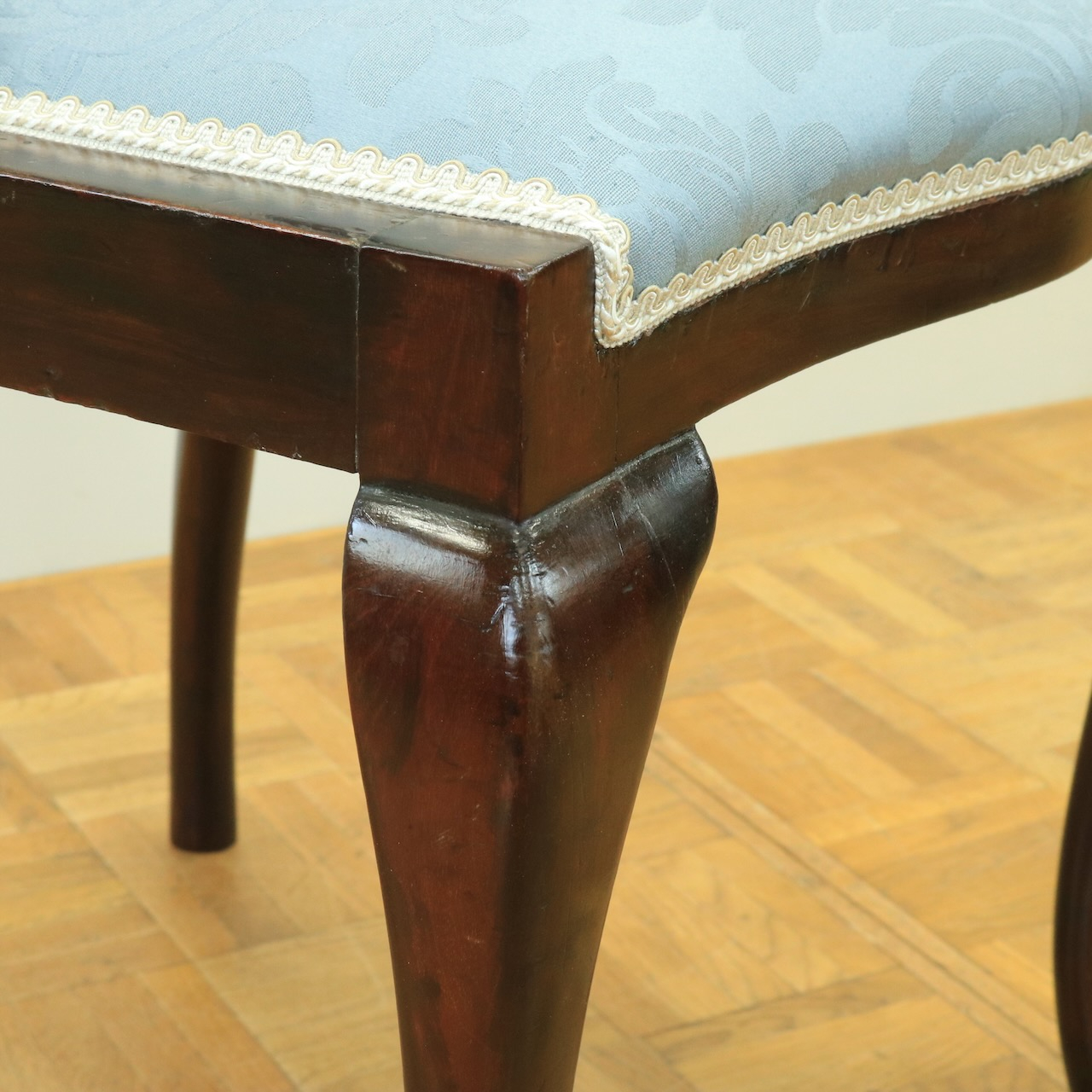 サイドチェアー