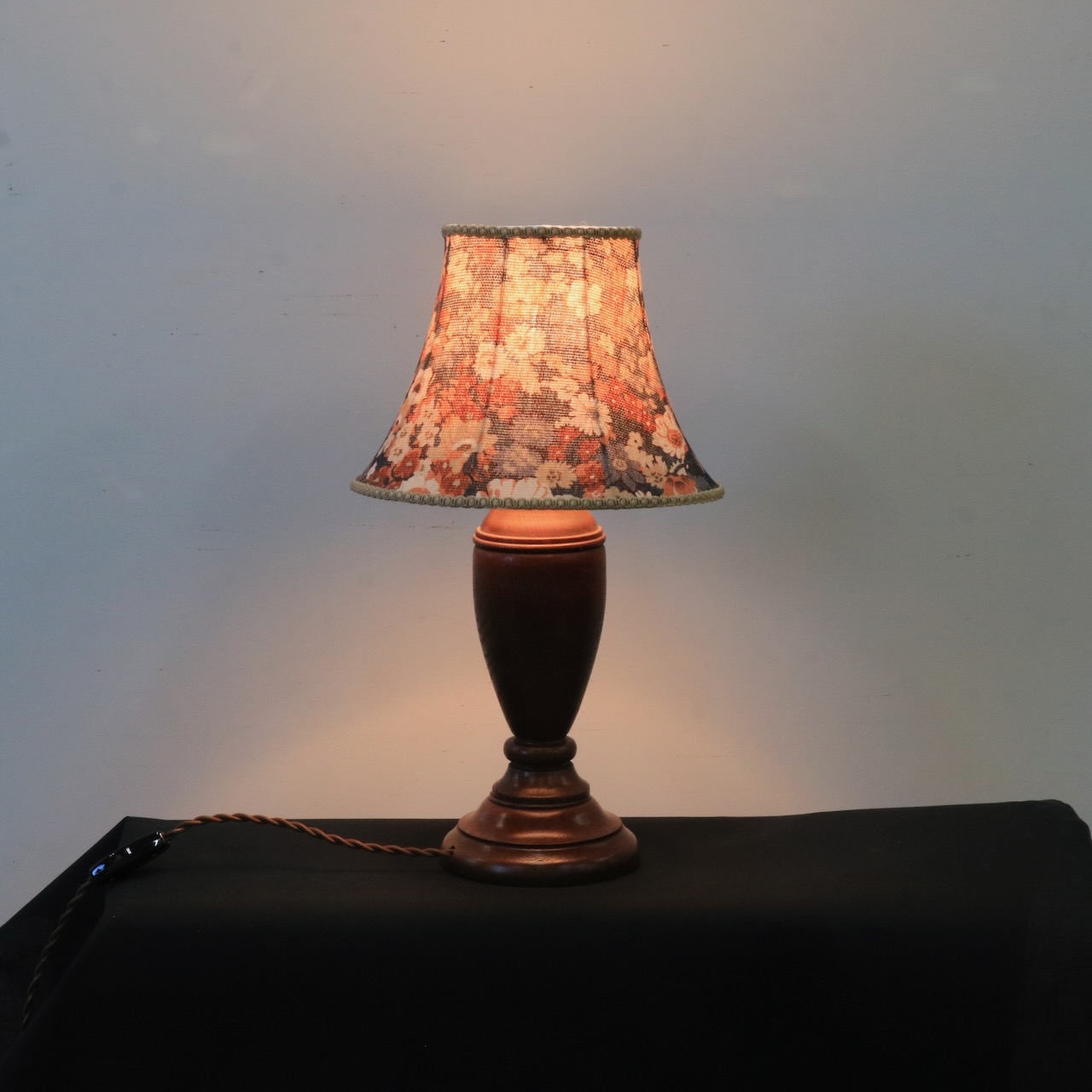 テーブルランプ