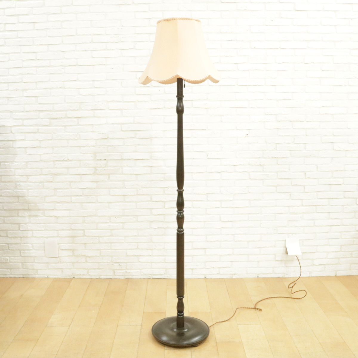 フロアスタンド