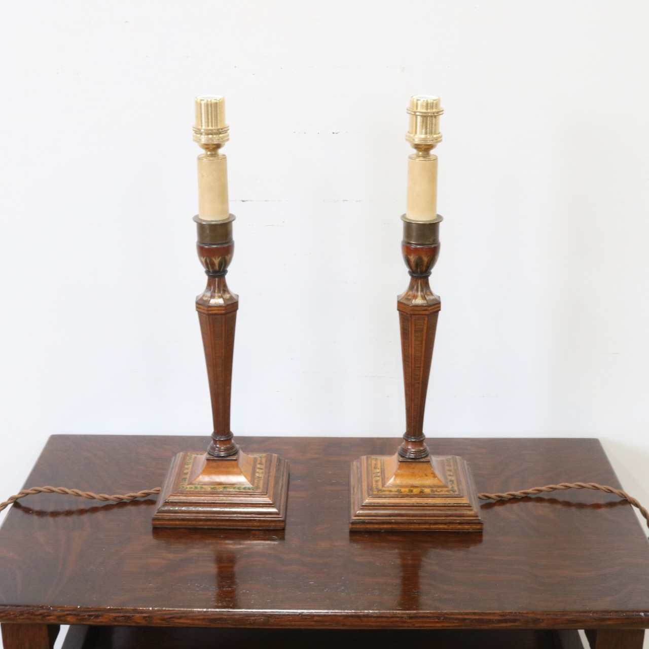 テーブルランプ