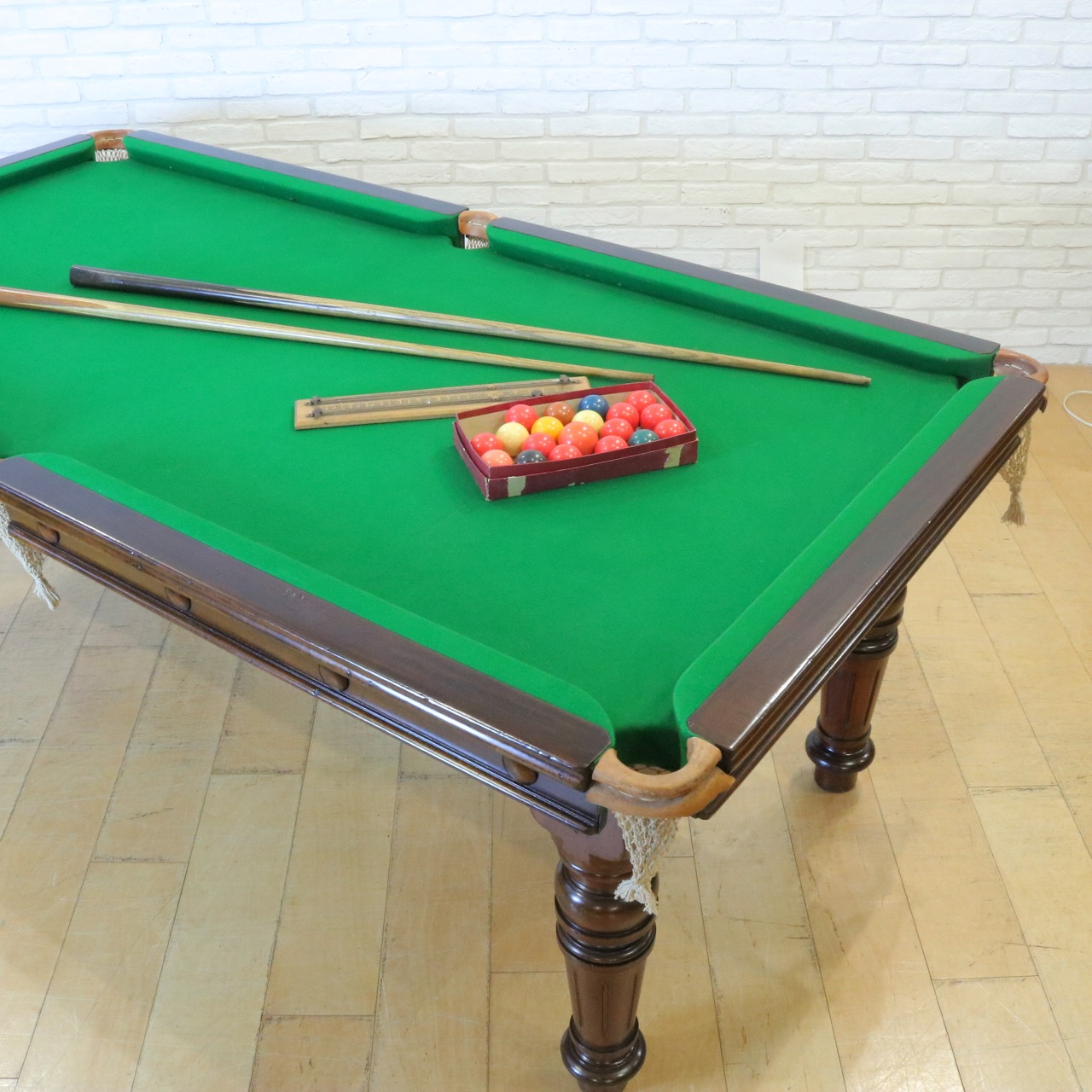 ビリヤード台 スヌーカーテーブル