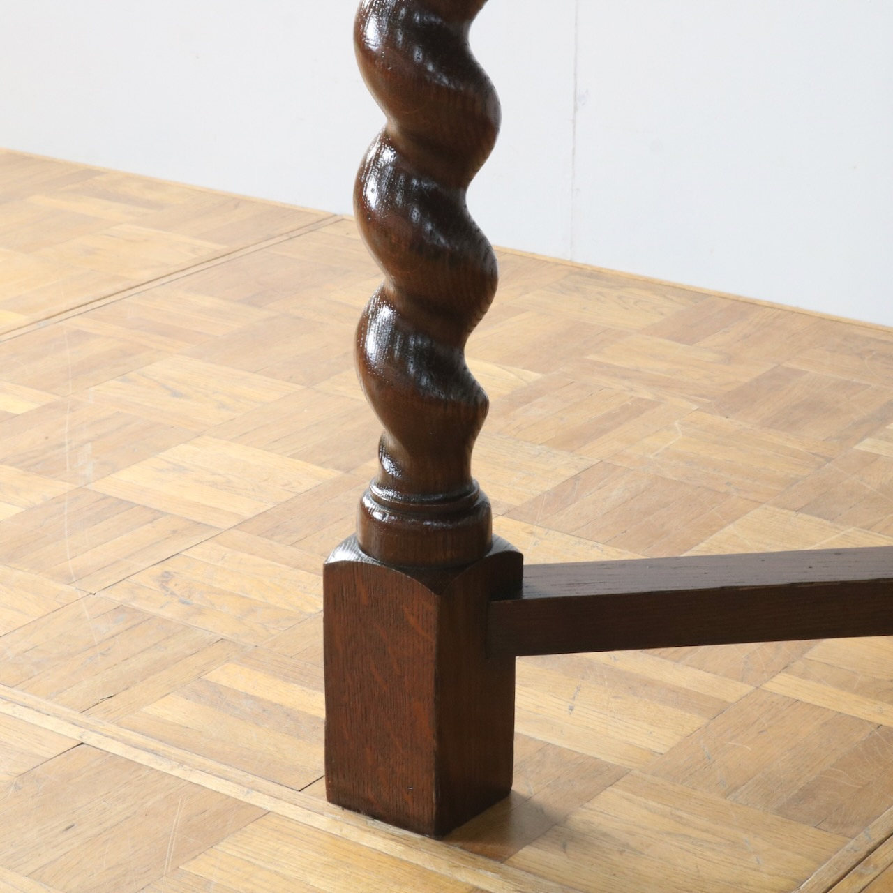 ドローリーフテーブル