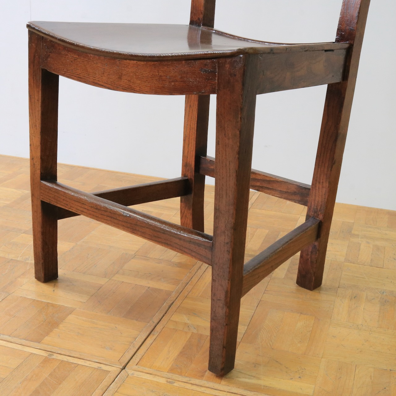 キッチンチェアー