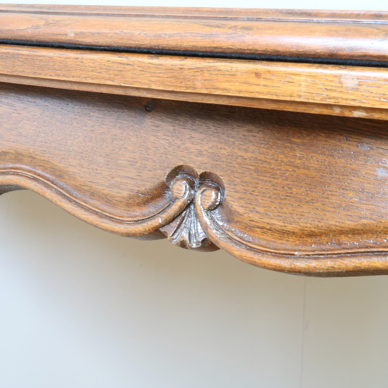 ドローリーフテーブル