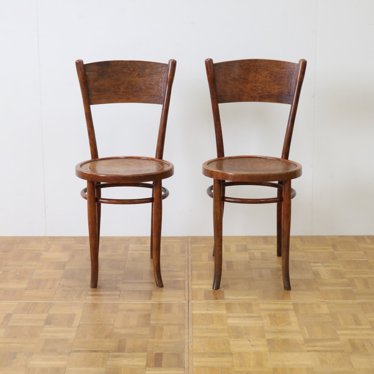 ベントウッドチェアー