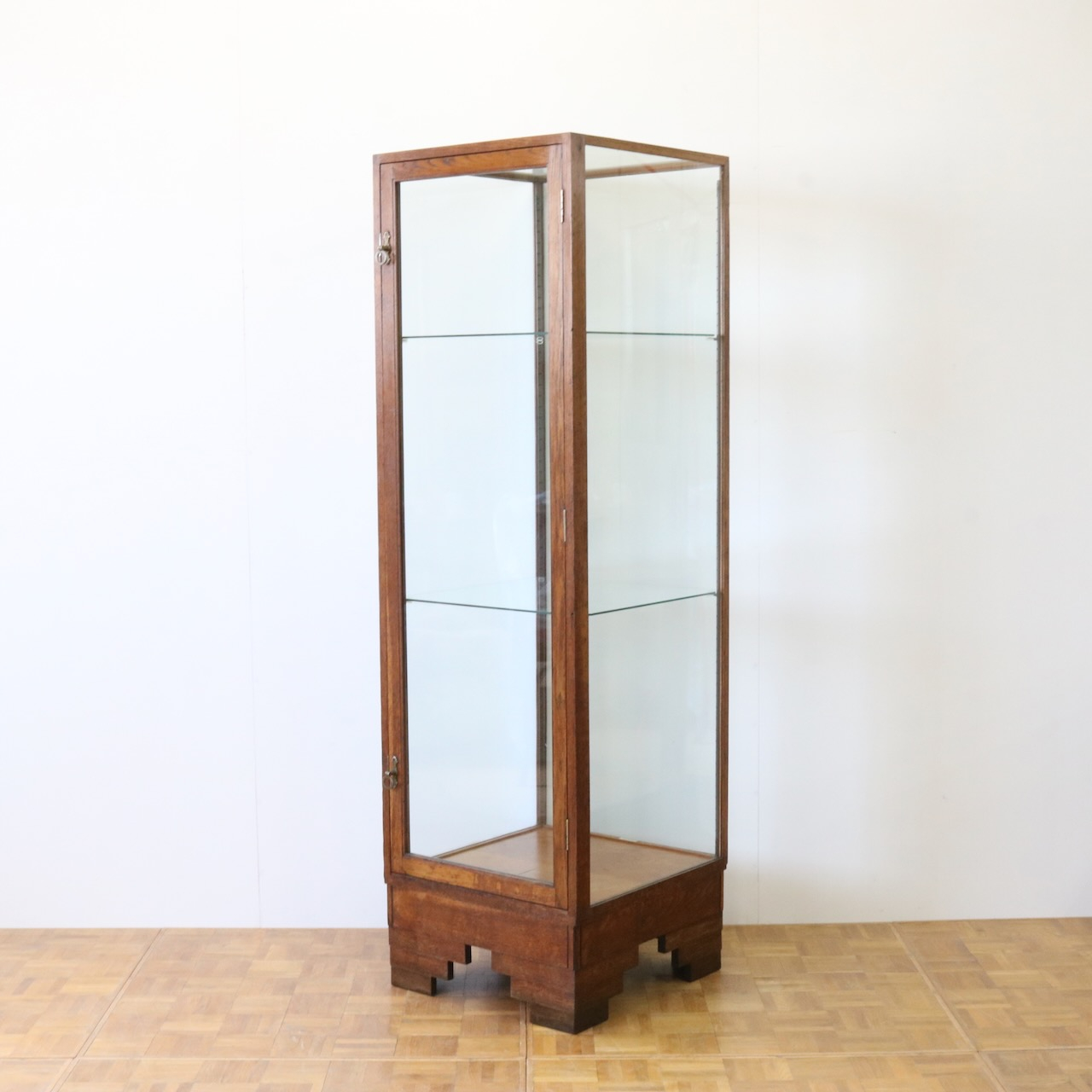 ショップキャビネット