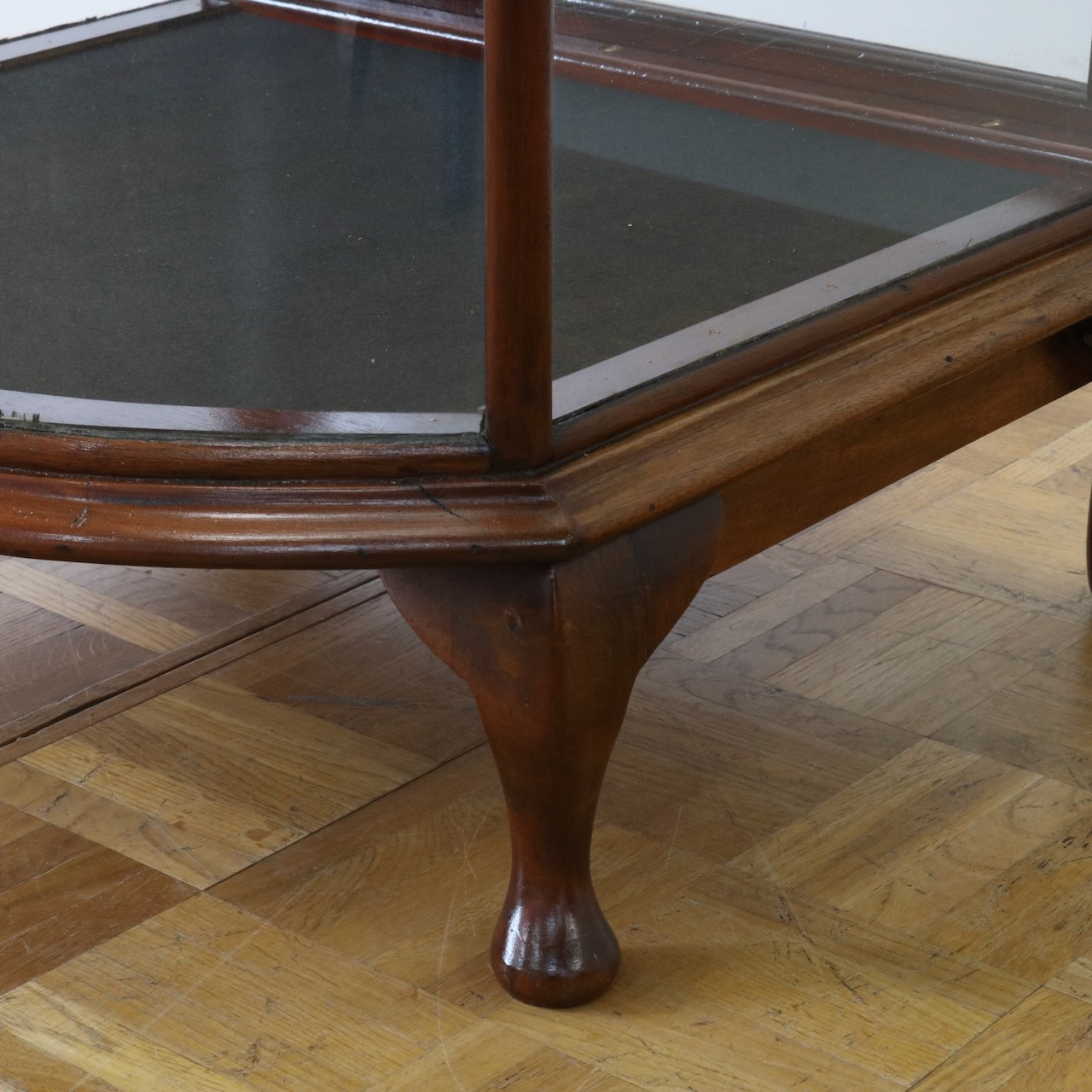 ショップキャビネット