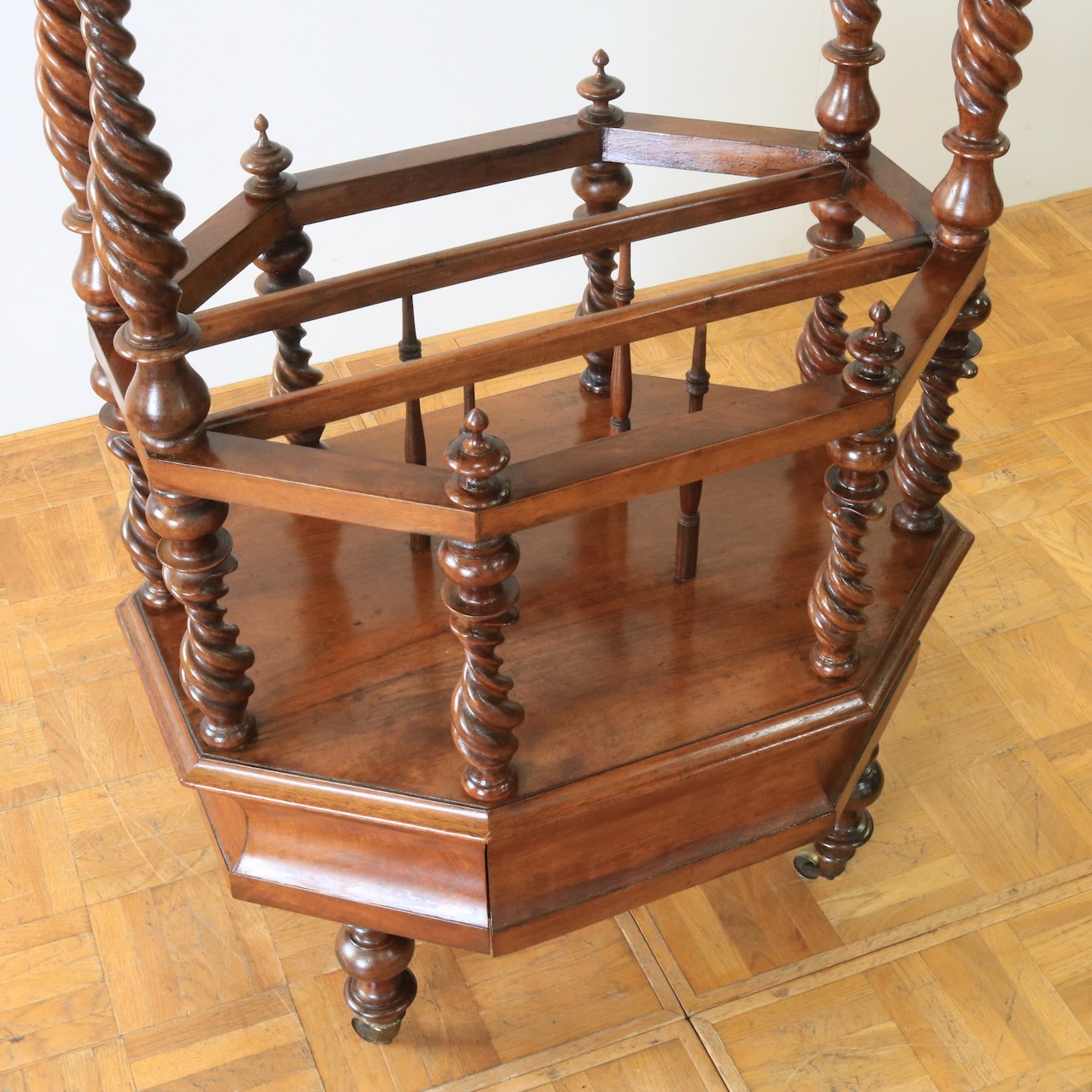 マガジンラック