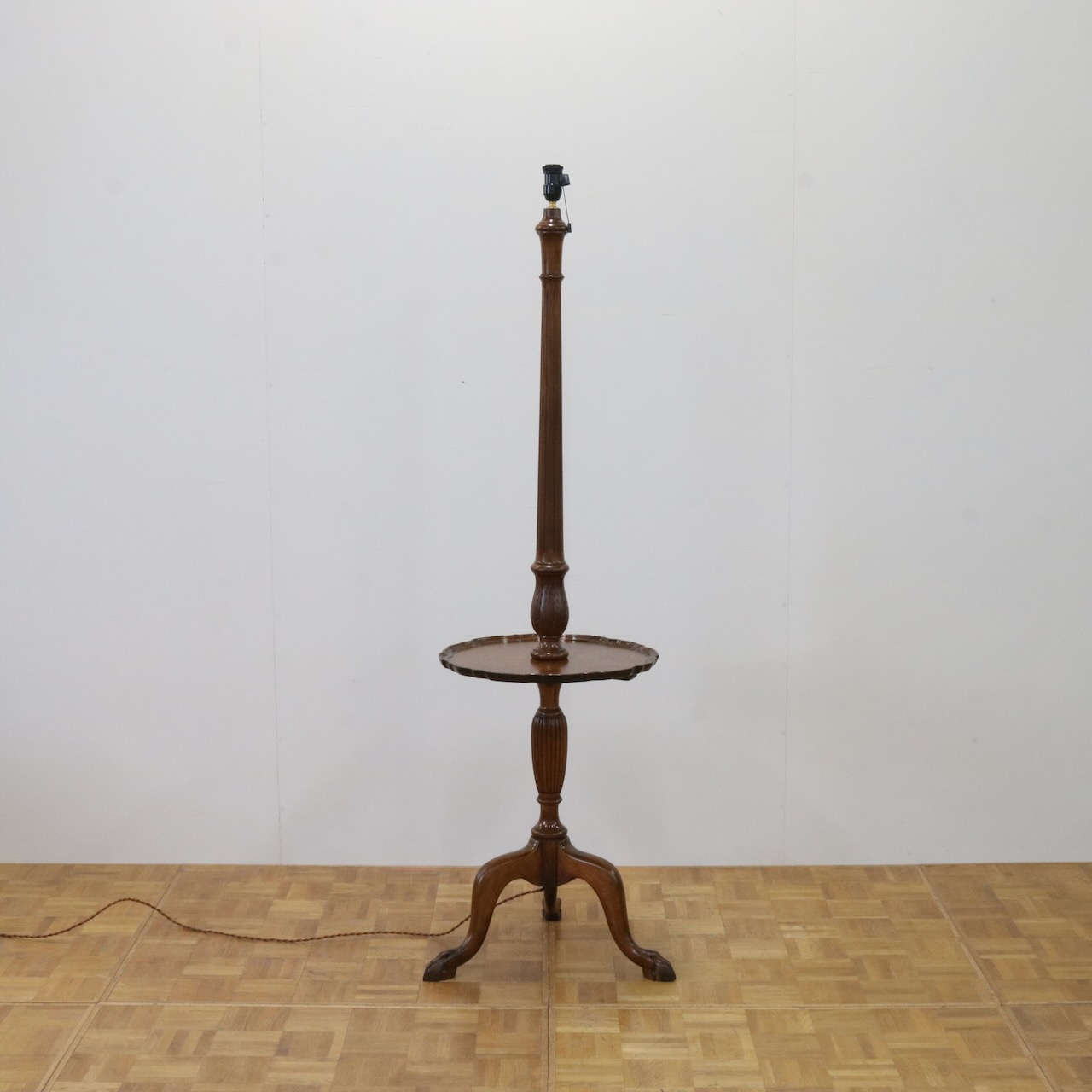 フロアスタンド