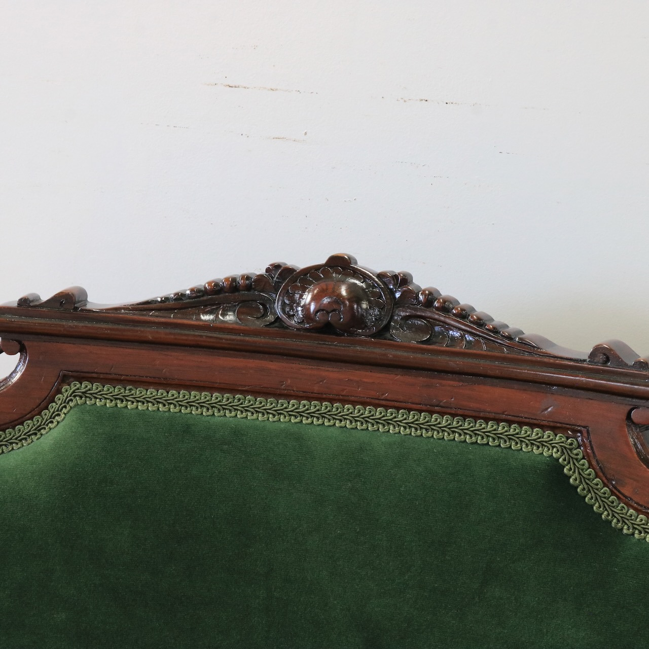 ナーシングチェアー