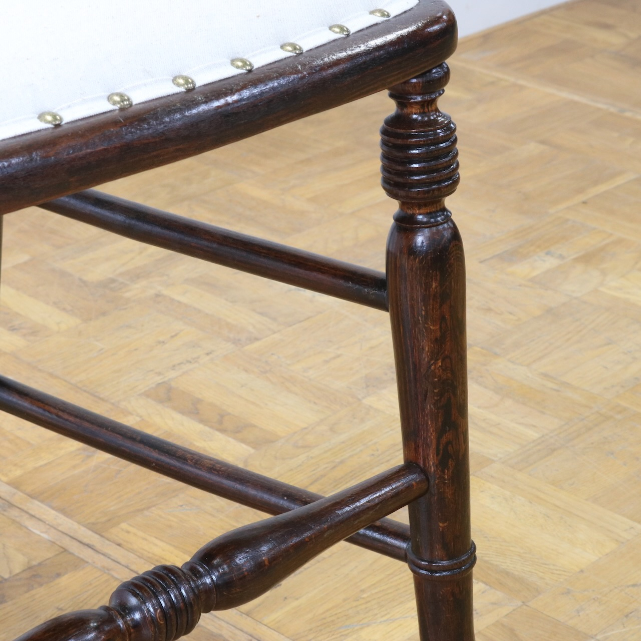 サイドチェアー