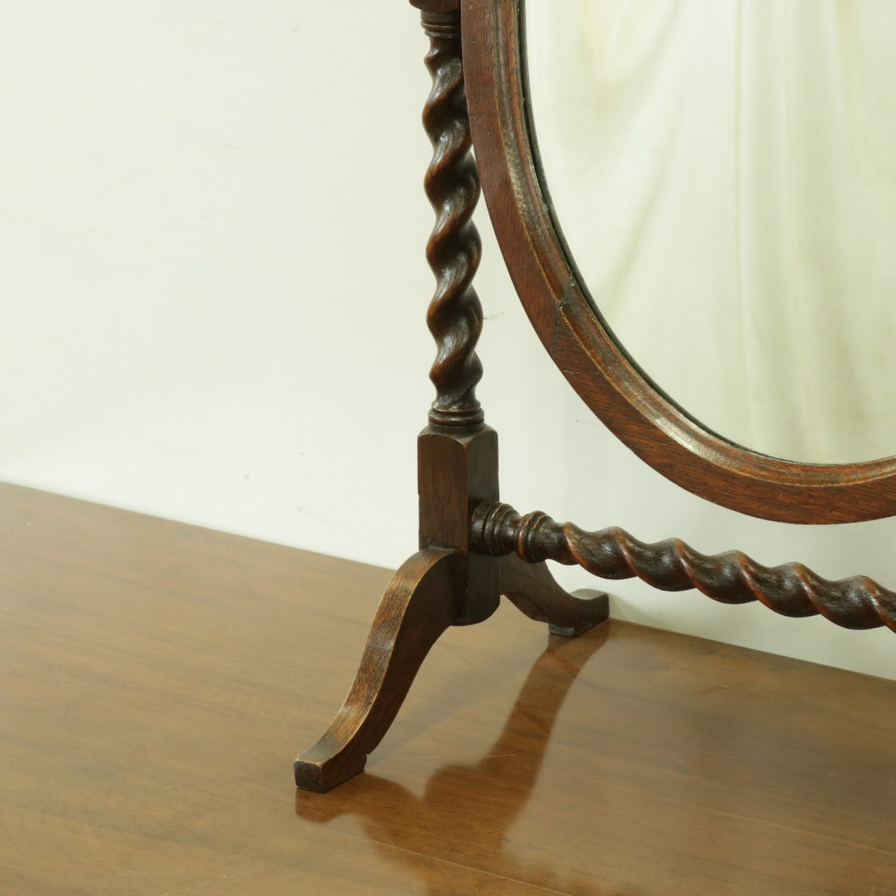 トイレットミラー