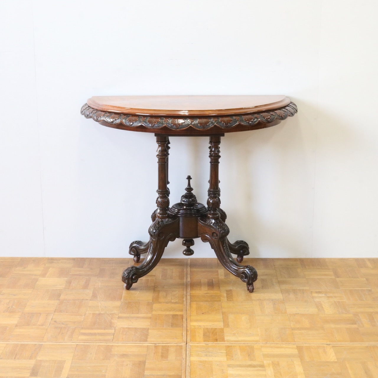 カードテーブル