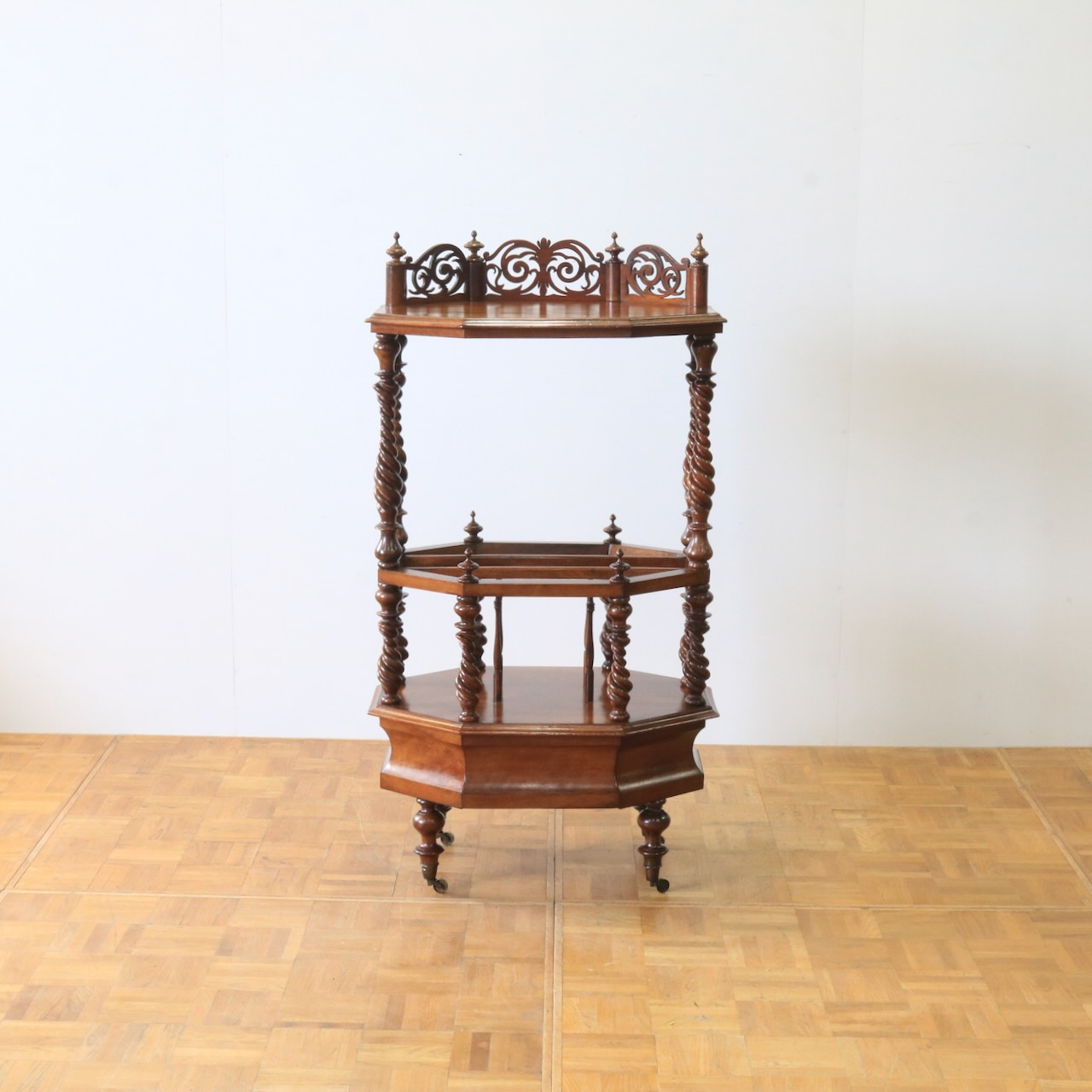 マガジンラック