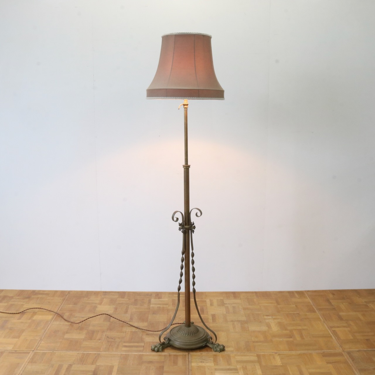 フロアスタンド