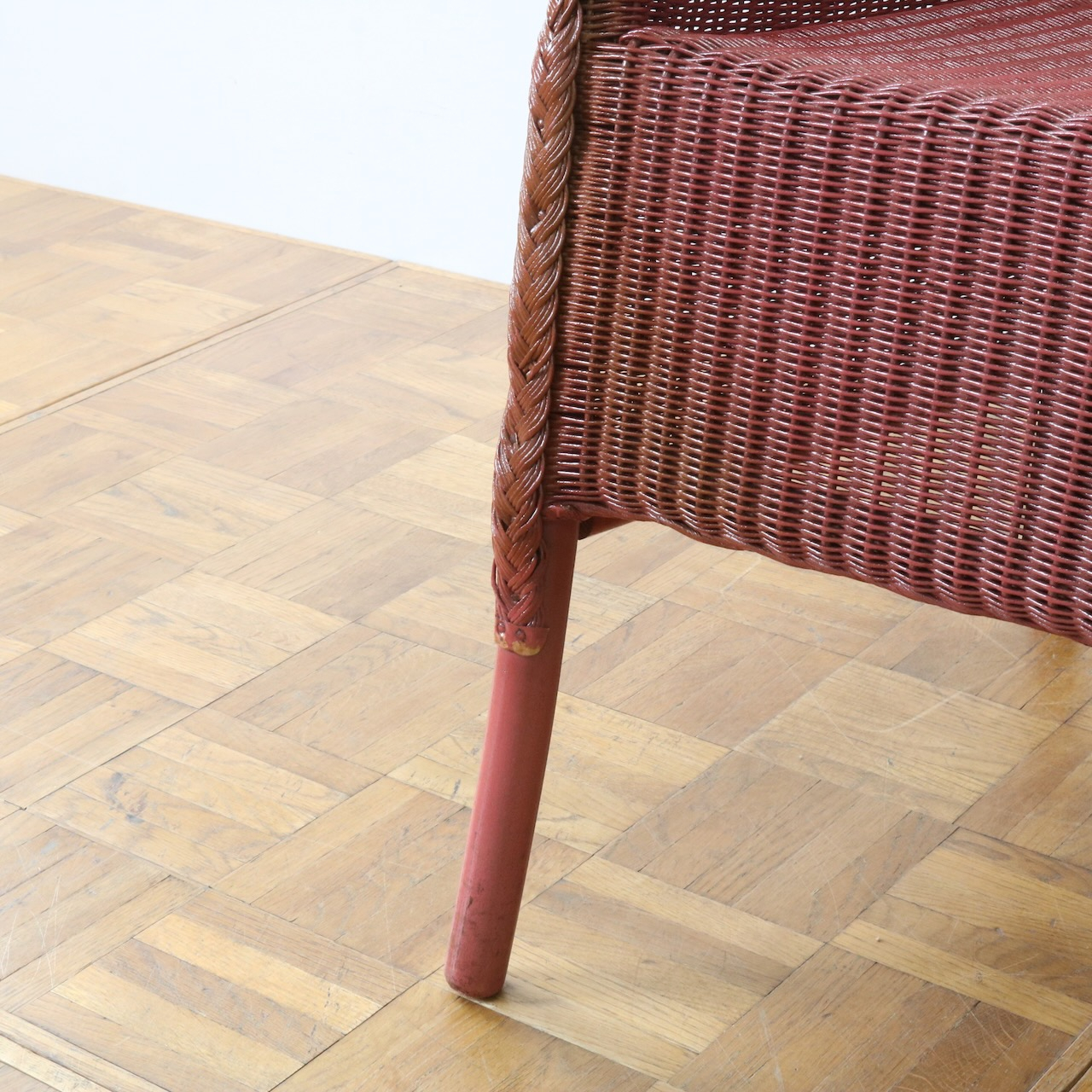 ロイドルームチェアー