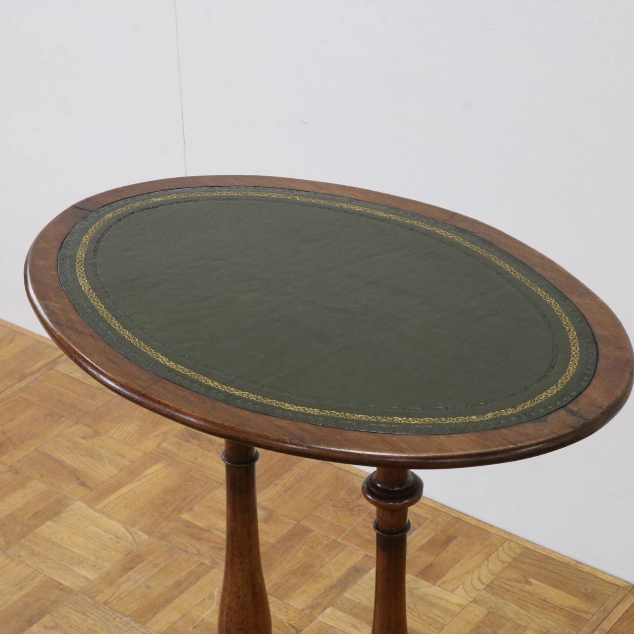 オケージョナルテーブル