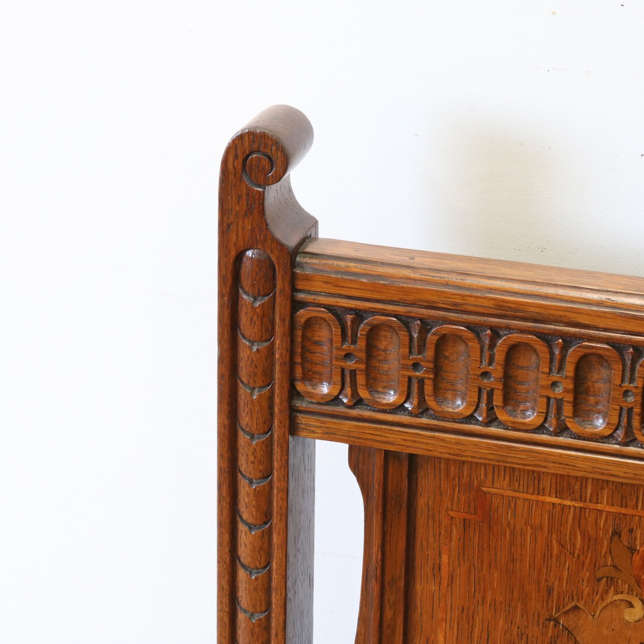 ホールチェアー