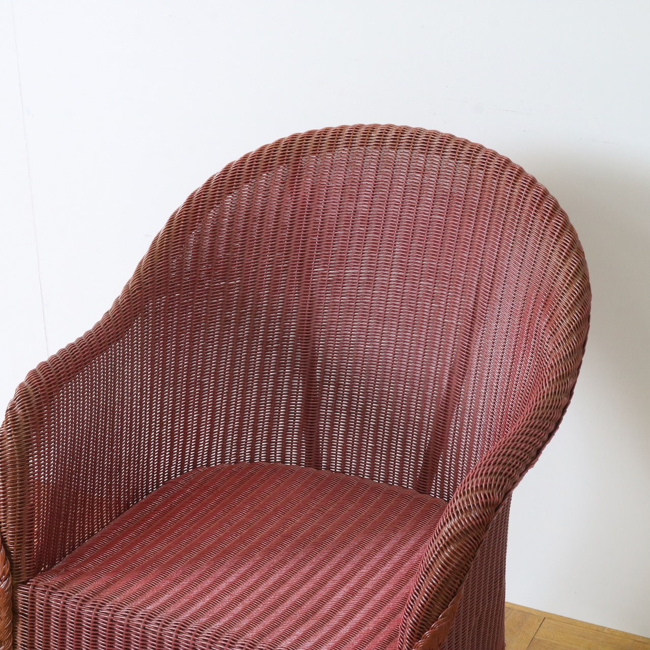 ロイドルームチェアー