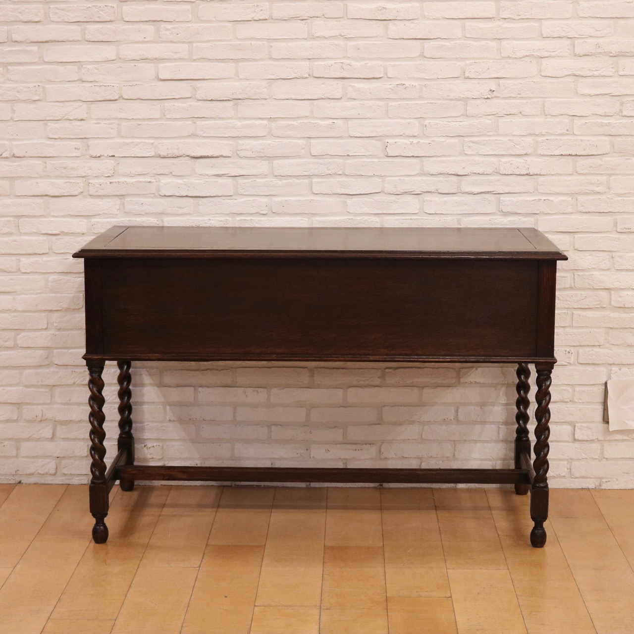 ライティングデスク