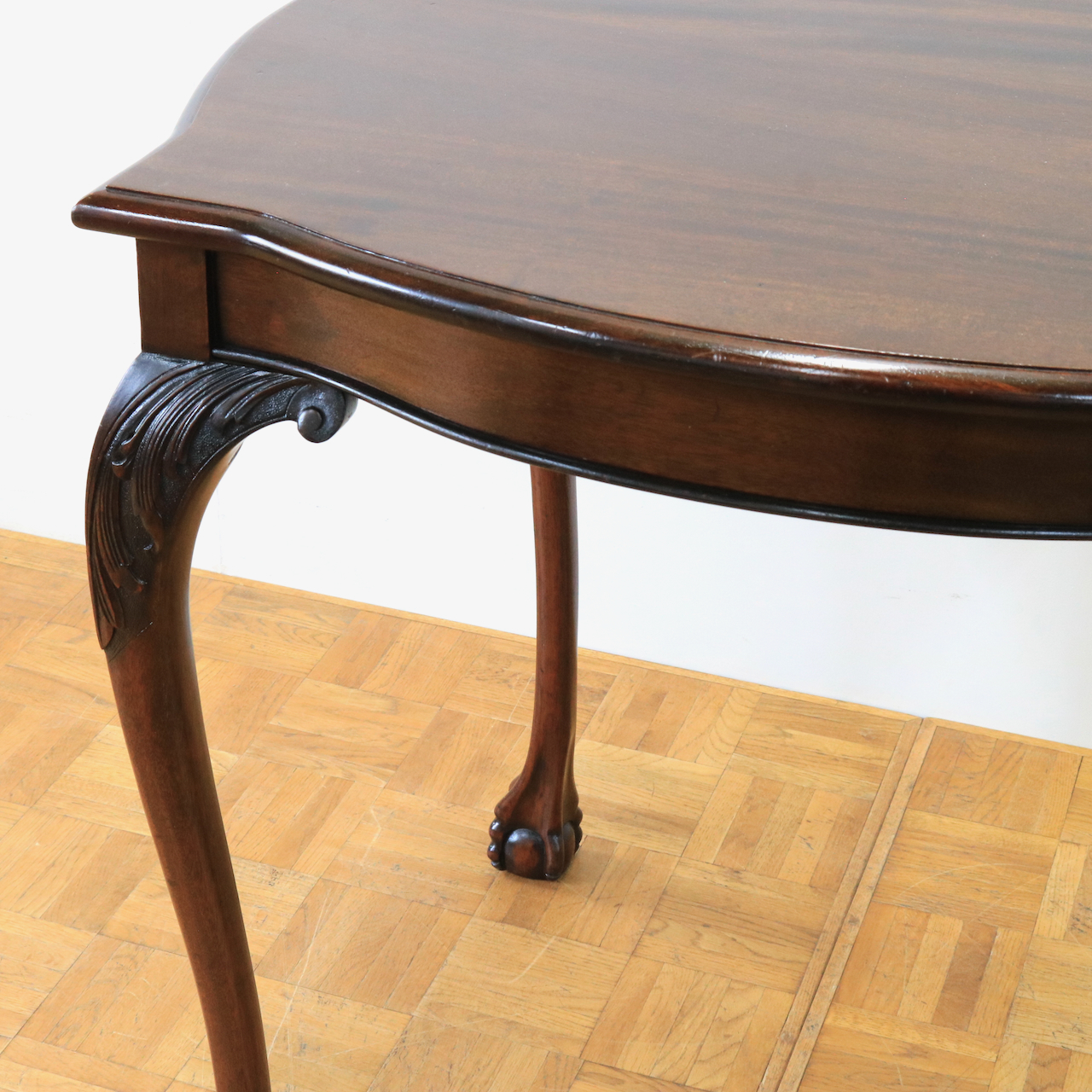 ティーテーブル