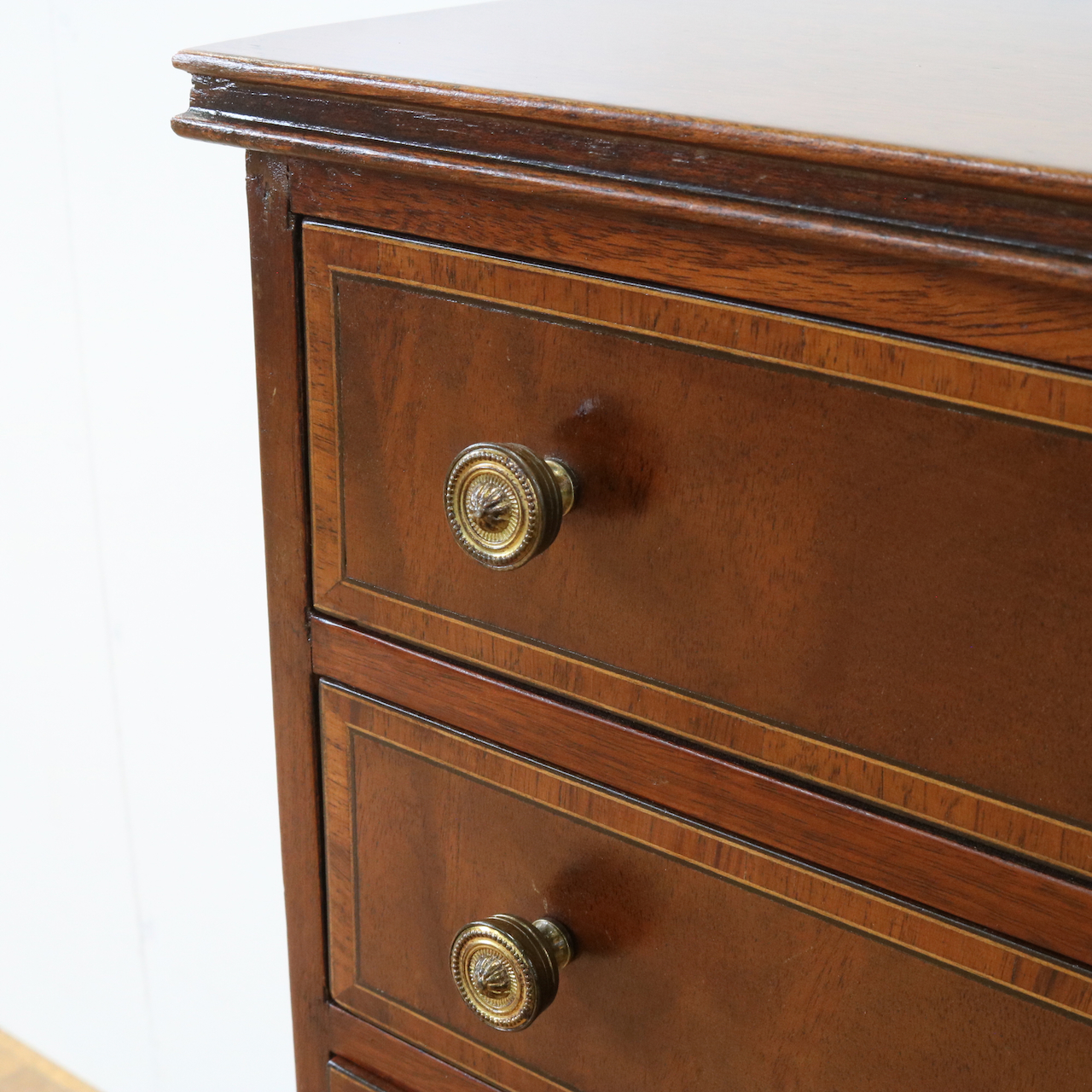 チェストオブドロワーズ