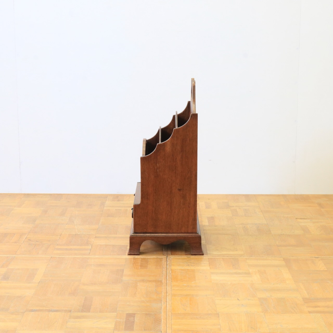 マガジンラック