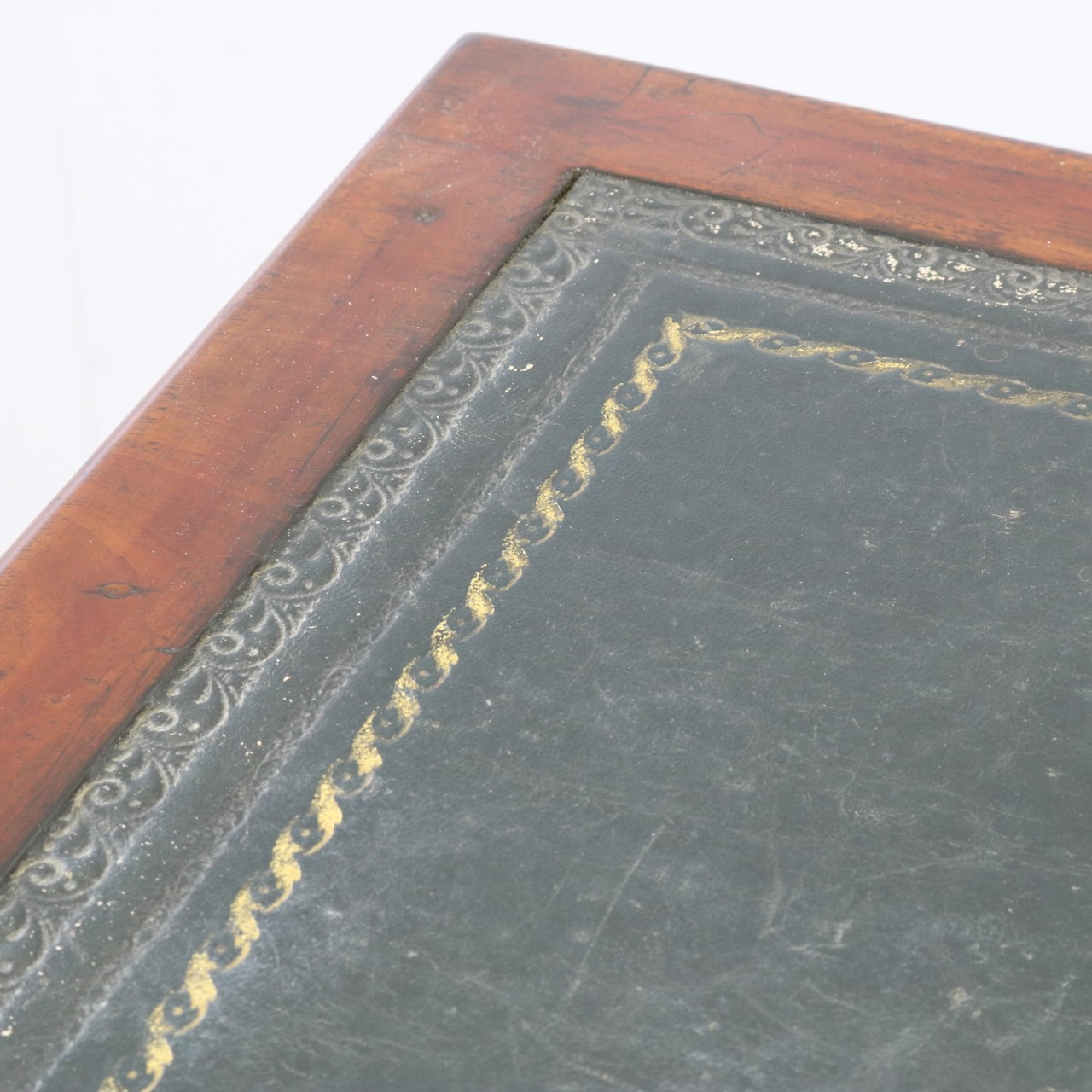 ライティングデスク